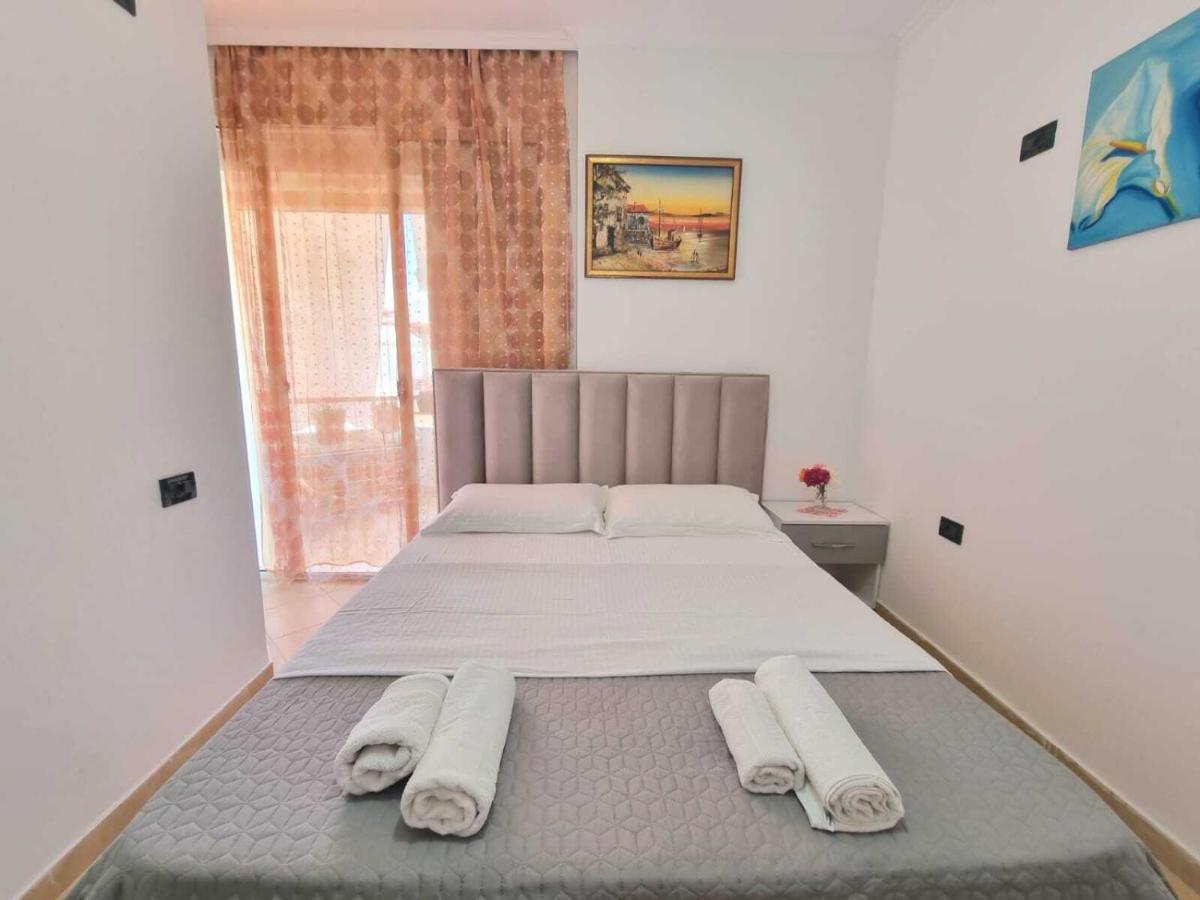 גולם Friendly Apartment Golem מראה חיצוני תמונה