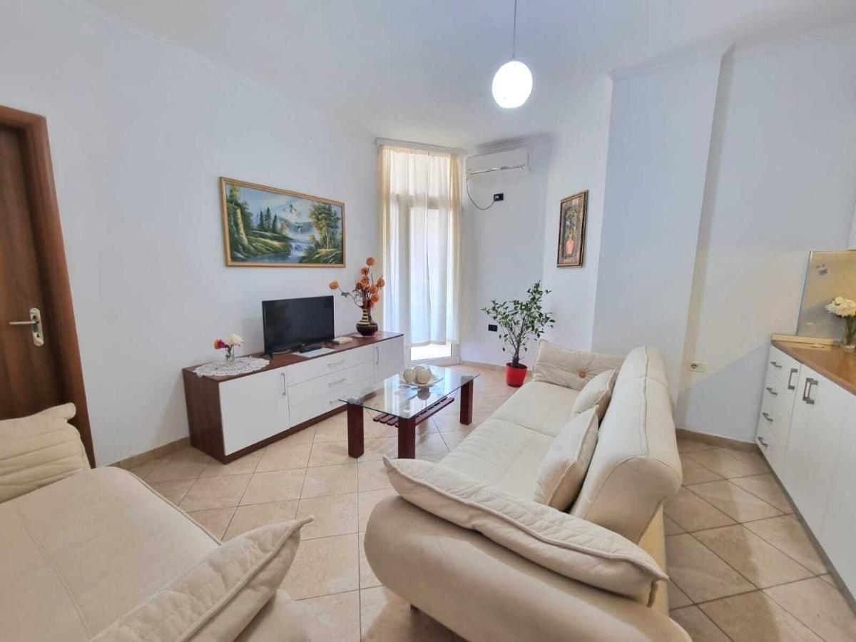 גולם Friendly Apartment Golem מראה חיצוני תמונה